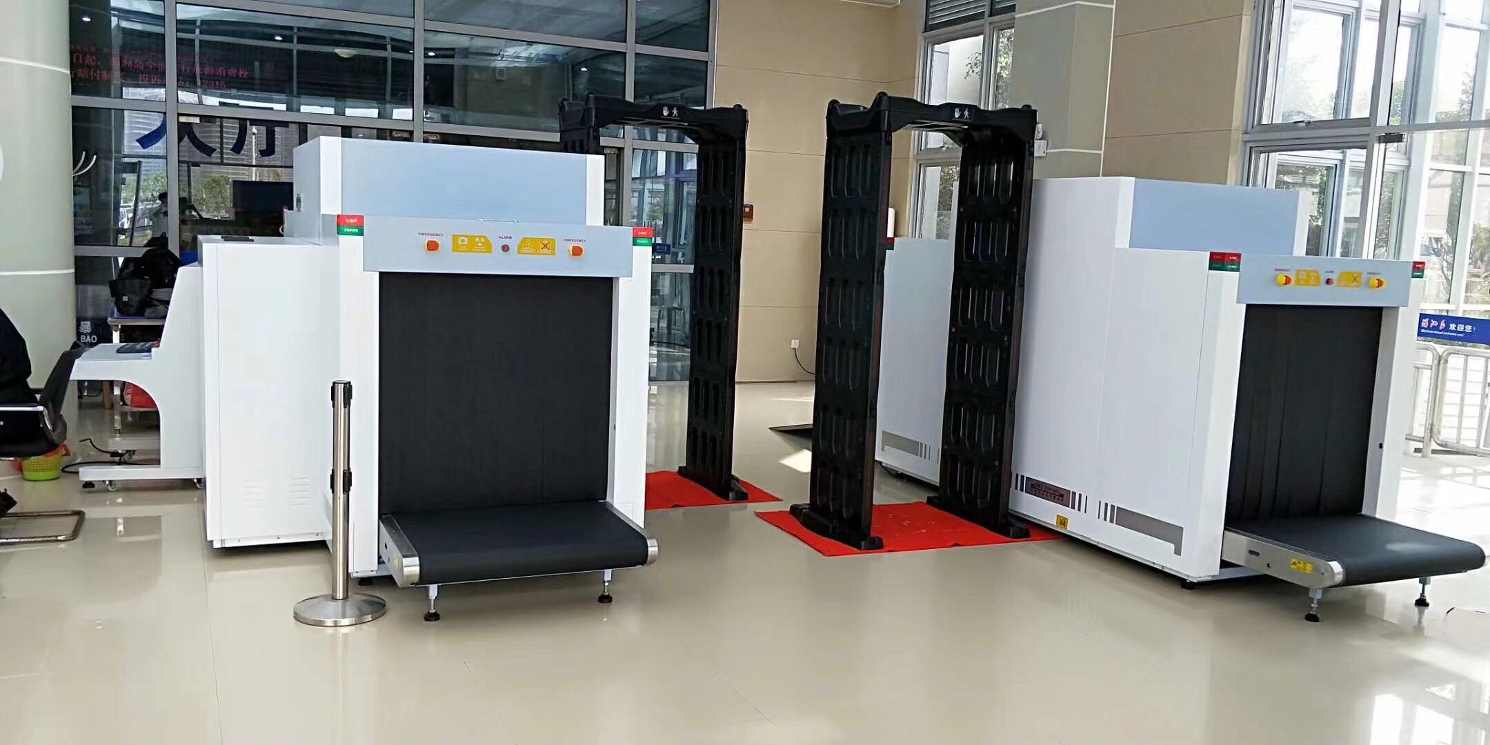 Macchina a raggi X di sicurezza a doppia vista in aeroporto con due generatori di raggi X da 160kv